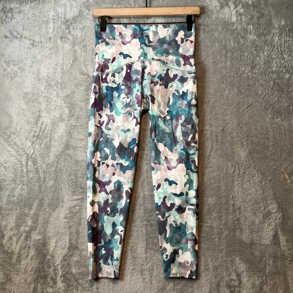 Spanx‎ Painted Camo Booty Boost Multi Active Printed 7/8 Leggings Size Medium - Picture 1 of 7